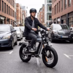 راهنمای جامع ایمنی دوچرخه‌سواری در شهر: چگونه از حوادث جلوگیری کنیم؟